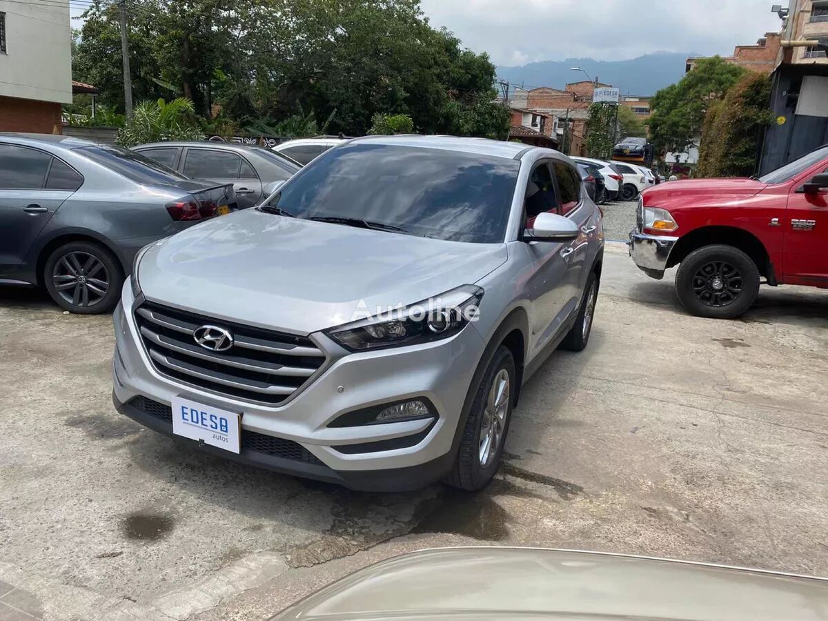 кроссовер Hyundai Tucson