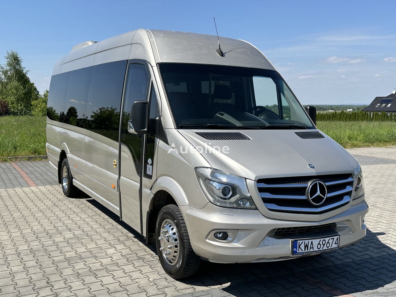 Купить пассажирский микроавтобус Mercedes-Benz Sprinter 516CDI CMS Auto  Польша Roczyny, FJ40065