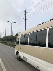 пассажирский микроавтобус Toyota Coaster