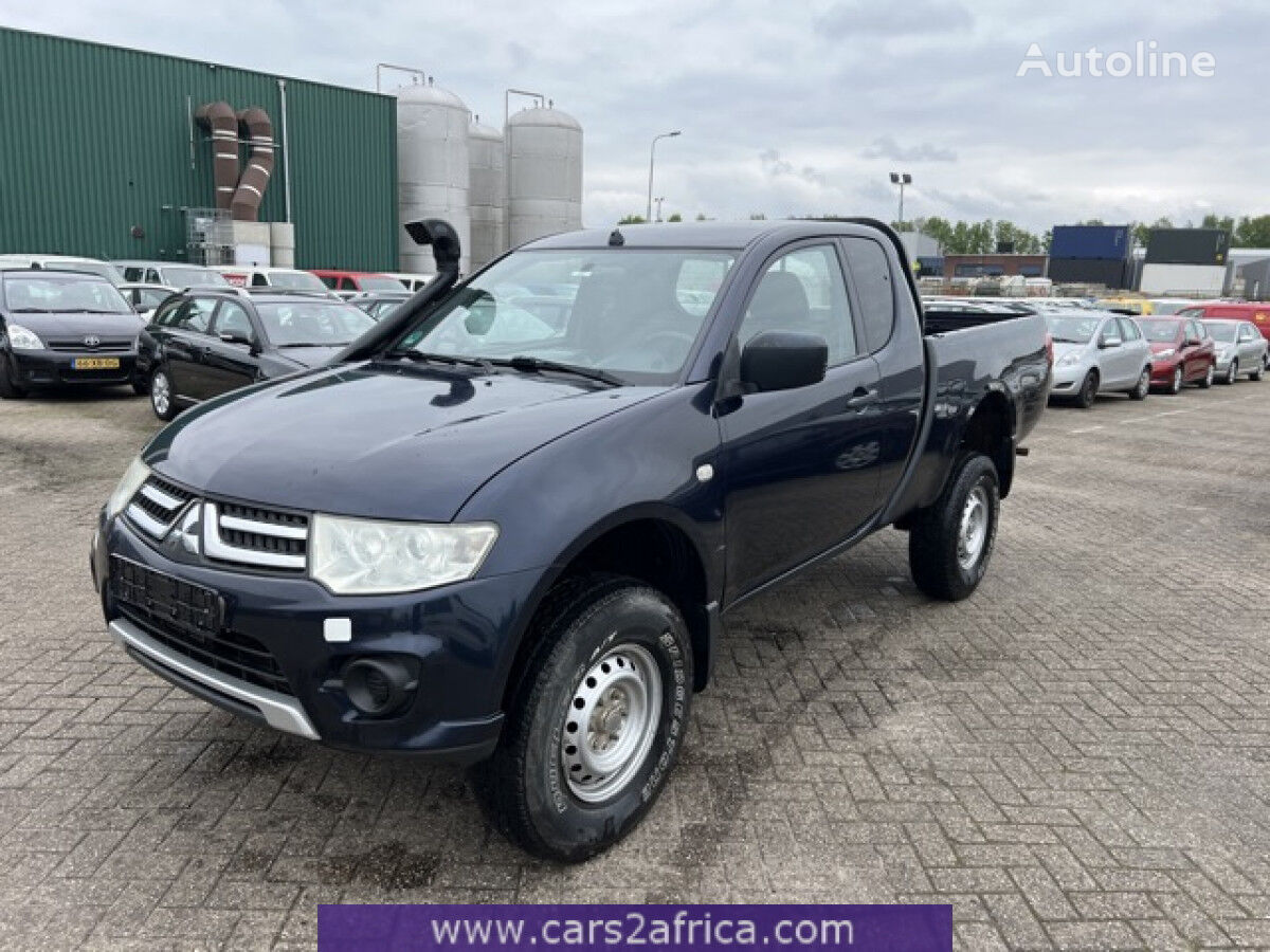 Купить пикап Mitsubishi L200 2.5 TD Нидерланды Woudenberg, RG40091