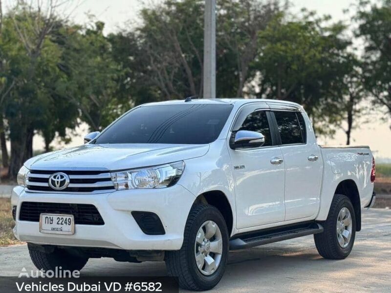 пикап Toyota HILUX