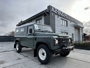 внедорожник Land Rover Defender