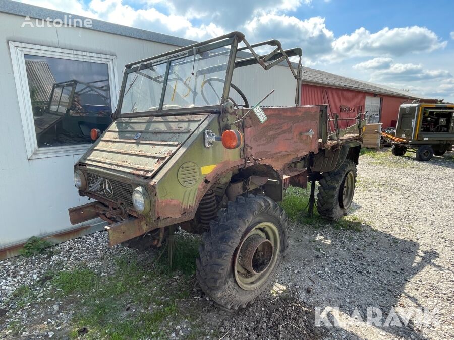 бортовой грузовик < 3.5т Mercedes-Benz Unimog 411