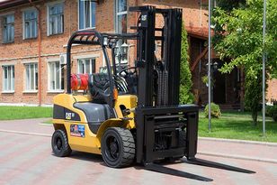 погрузчик вилочный CATERPILLAR GP30N