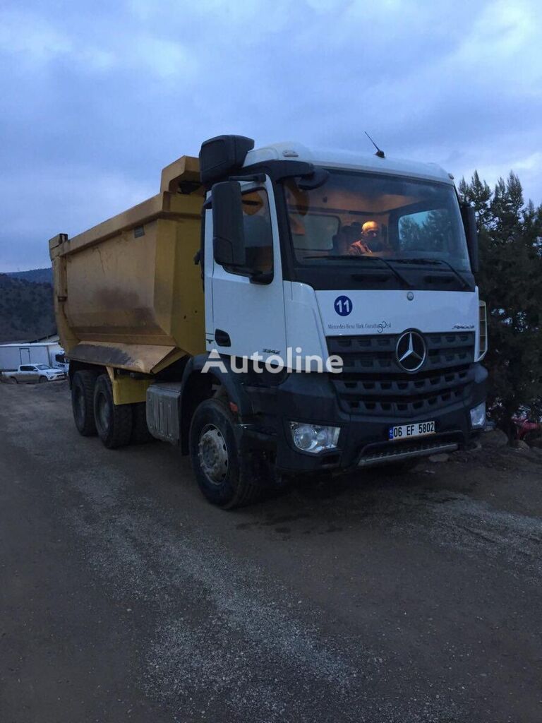 самосвал Mercedes-Benz Arocs 3342